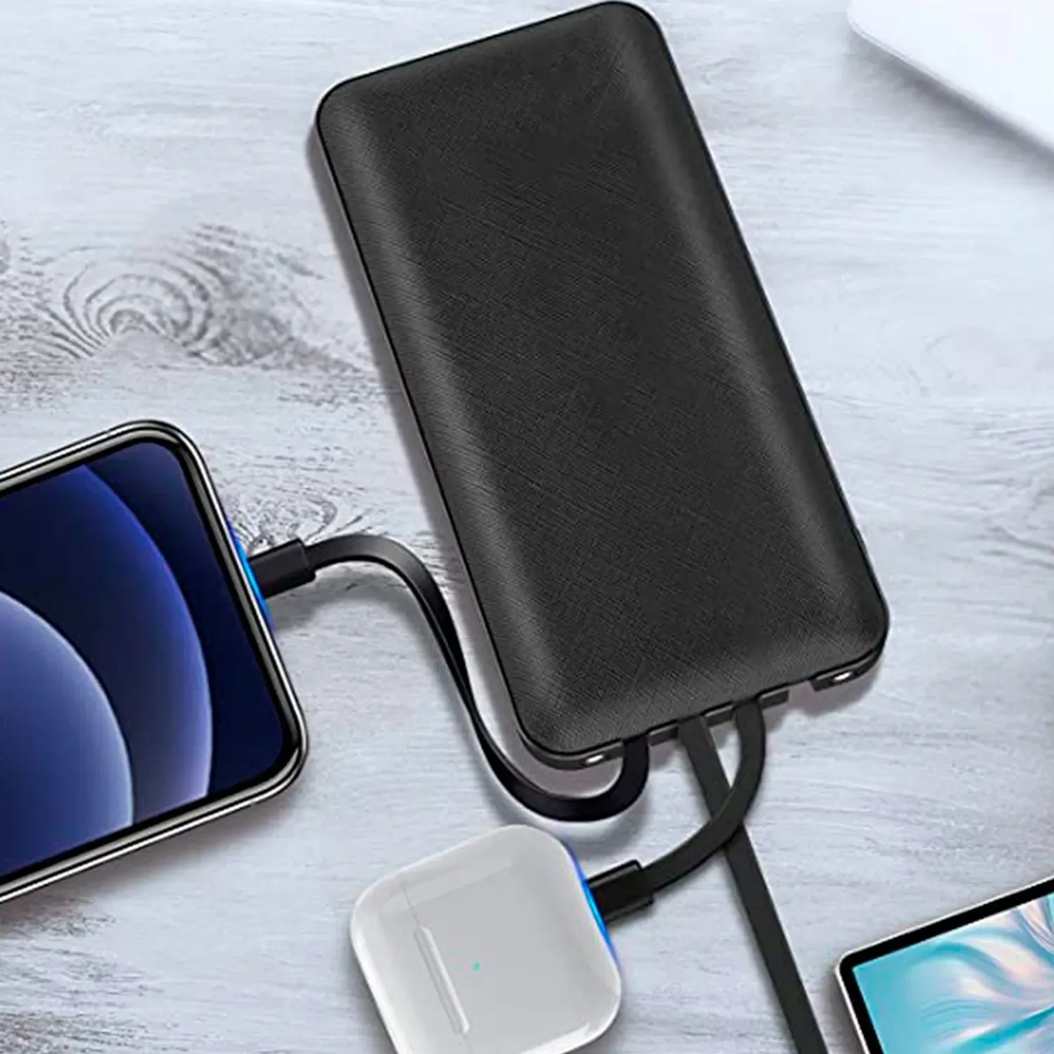 Bateria portatil power bank de 10,000 mAh - Multiples salidas. en Lima - vista trasera