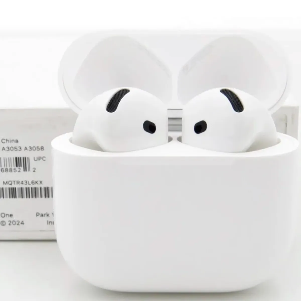 Airpods 4ta Generación con ANC en Lima - vista superior